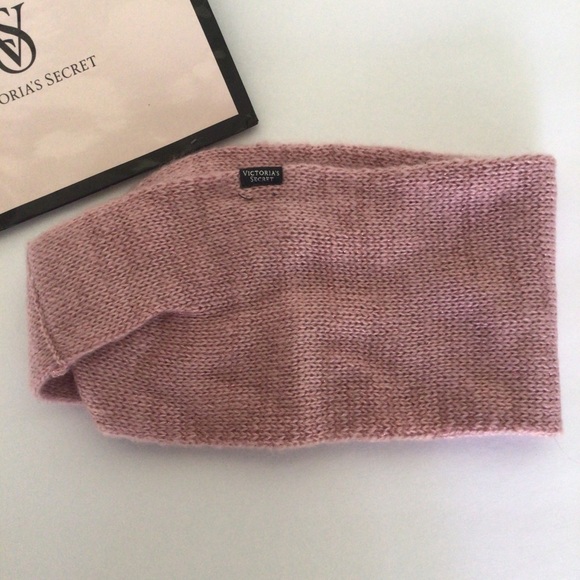 VICTORIAS SECRET HEADBAND EARWARMER NWOT - Picture 5 of 8